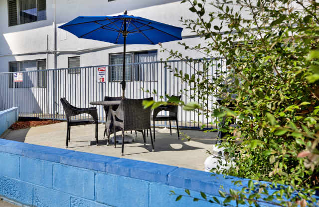 Tustin Arms Apartment Homes Gallery 2