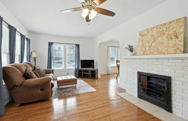 2 Bedroom Fully Furnished Short-Term Rental – Joplin, MO Gallery 4