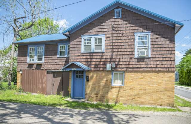 157 1/2 Morris Ave - B Gallery 1