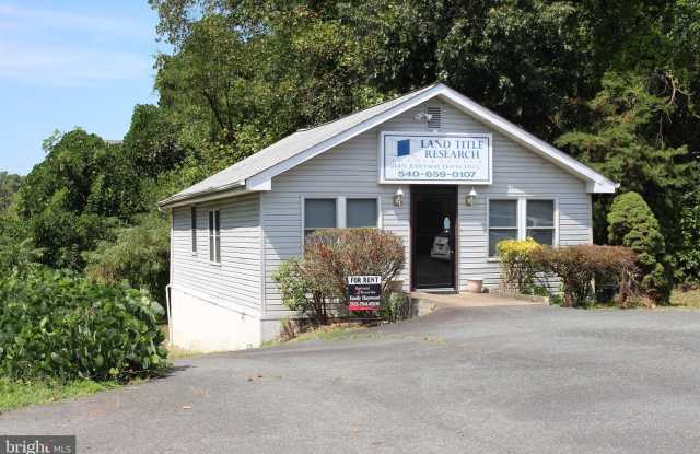 2145 RICHMOND Highway Gallery 1