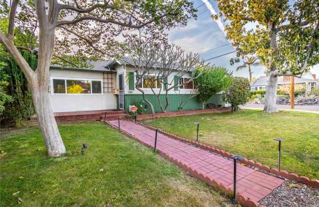 6957 Matilija Avenue Gallery 2