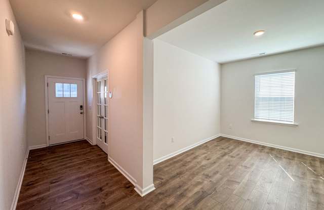 4 Bed 2.5 Bath Home with Flex Spaces Gallery 3