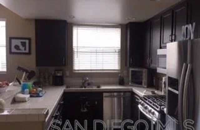 1356 Nicolette Gallery 2