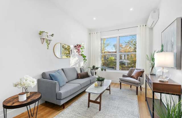 1296 Park Pl photos photos