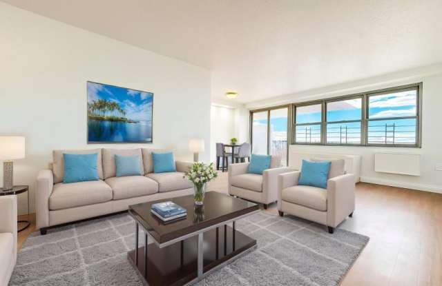 875 Boynton Avenue photos photos