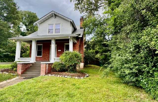 Charming Lakeside Gem: Recently Updated 3 Bed, 1.5 Bath Home with Fenced Yard! photos photos