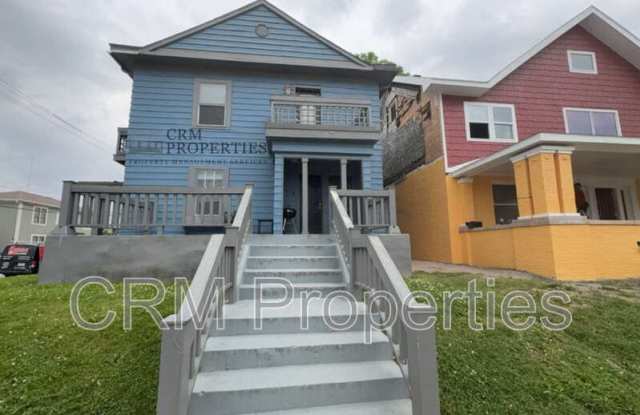 302 E Walnut St photos photos