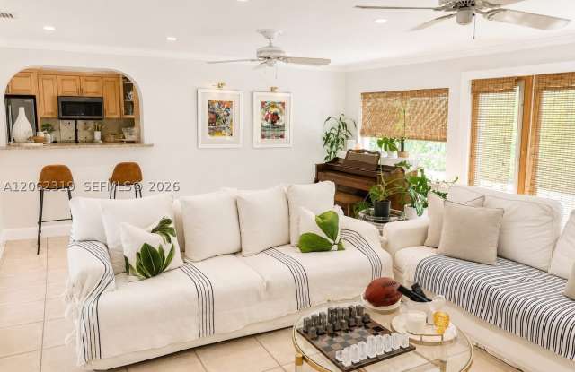 4611 SW 82nd Ct Gallery 4