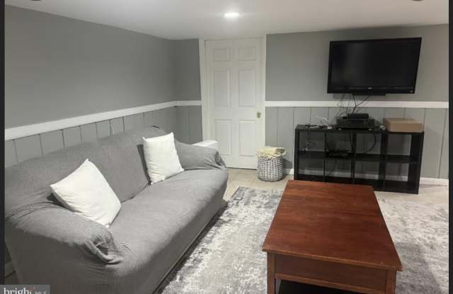 5710 DANNYS PL Gallery 3