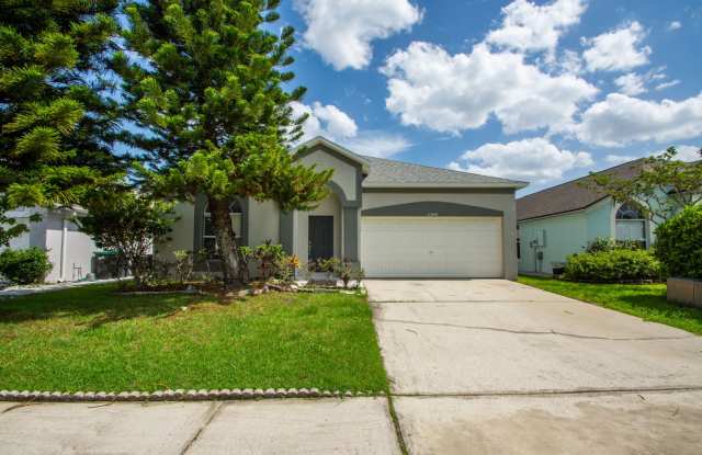 Available Now! 3/2 Home Near Hunter's Creek and OIA photos photos