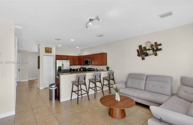 9041 SW 227th St photos photos