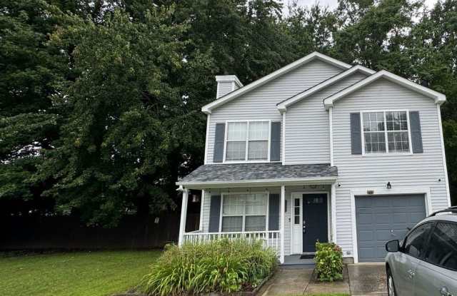 Introducing a charming home located in the heart of Suffolk ¨ASK ABOUT OUR ZERO DEPOSIT¨ - 309 King Court, Suffolk, VA 23434