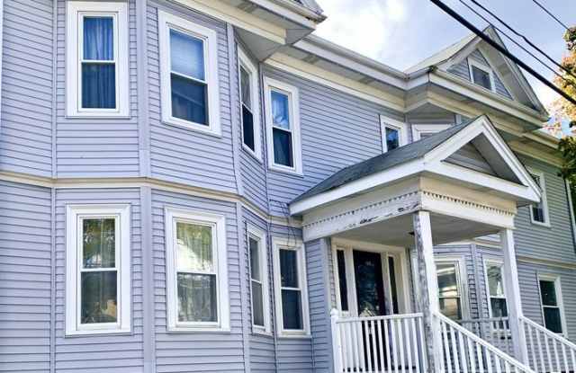 15 Dexter Street Gallery 1