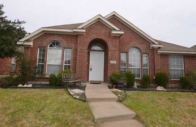 5216 China Berry Drive Gallery 2