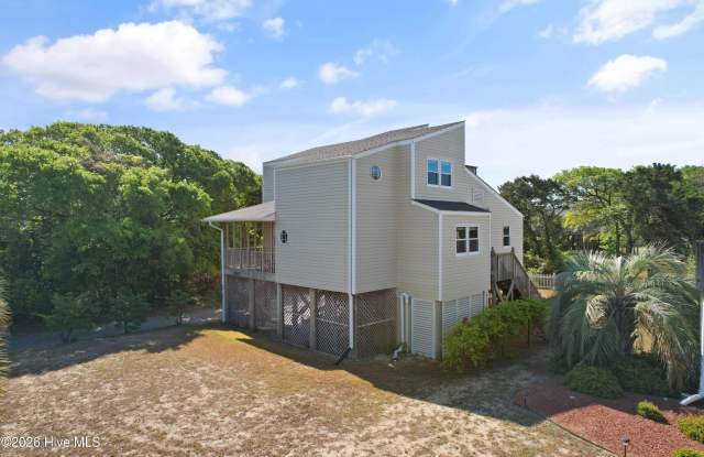 1621 E Pelican Drive - 1621 East Pelican Drive, Oak Island, NC 28465
