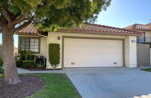 623 Cartpath - 623 Cartpath Place, Simi Valley, CA 93065
