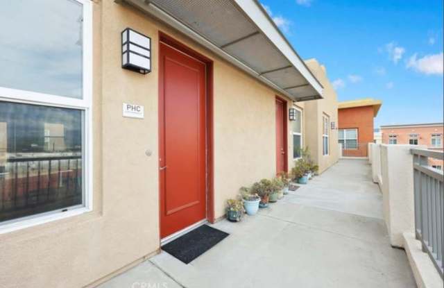83 E Commonwealth Ave photos photos