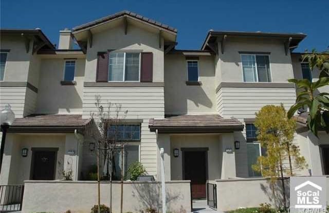 2246 Schlaepfer Drive - 2246 Schilaepfer Drive, Fullerton, CA 92833