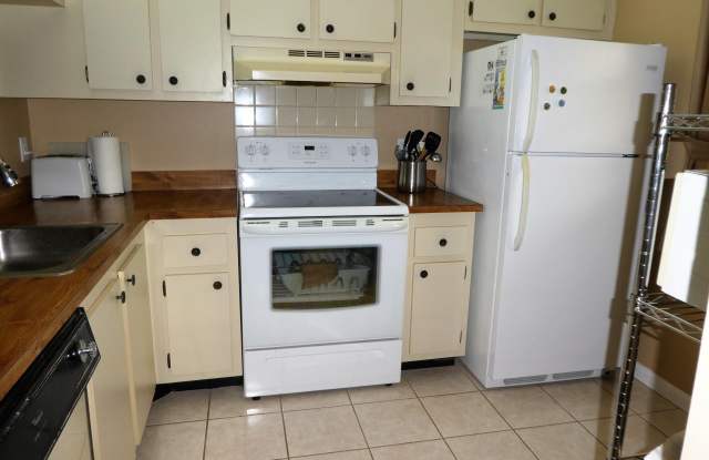 7209 Golf Colony Court Gallery 4