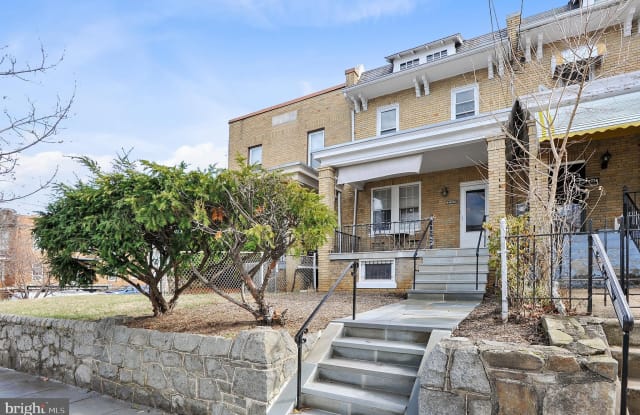 4931 7TH STREET NW - 4931 7th Street Northwest, Washington, DC 20011