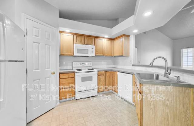 16772 Bayou Way Gallery 1