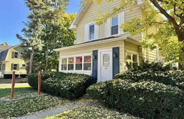 509 W Main Street - 509 West Main Street, West Dundee, IL 60118