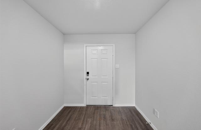 7335 Mistletoe Trail Gallery 3