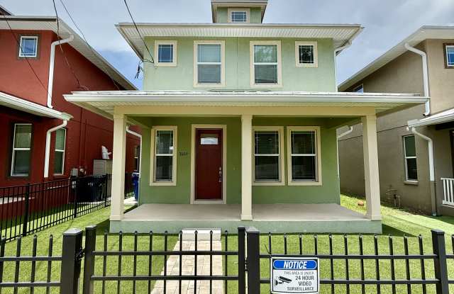 3029 W Spruce St photos photos
