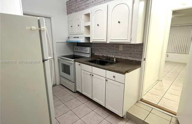 1730 Washington St photos photos