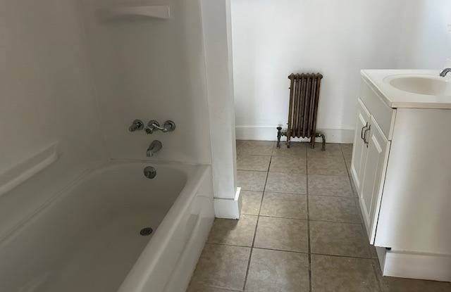224 Maple Gallery 3