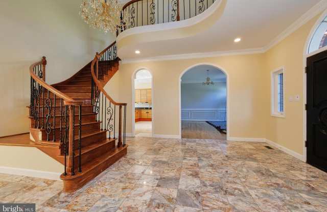 1159 MILL GARDEN COURT Gallery 3