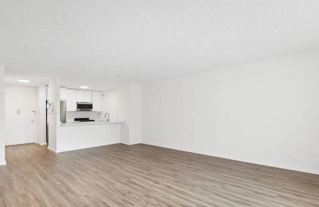 30 W 61st St Apt 20E - 30 West 61st Street, New York City, NY 10023