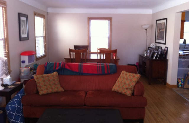 5429 Harriet Avenue South Gallery 3