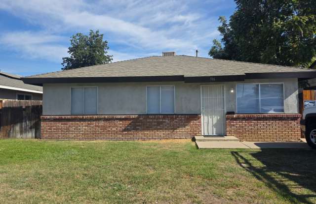 516 Lincoln Ave. - House Gallery 1