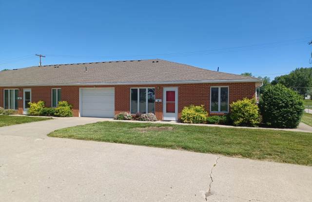 300 W Pearl St photos photos
