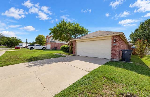 1804 Lobrecht Ct Gallery 3