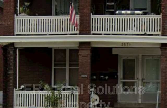 3571 Vine Street photos photos