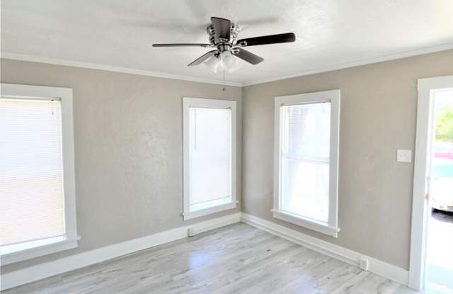 1346 Cedar Avenue Gallery 2