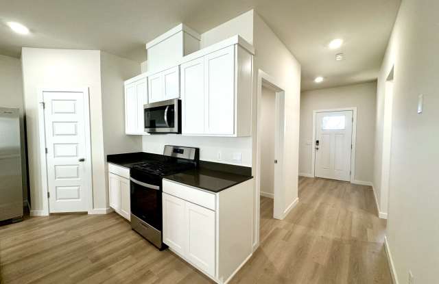 5382 Selah Street photos photos