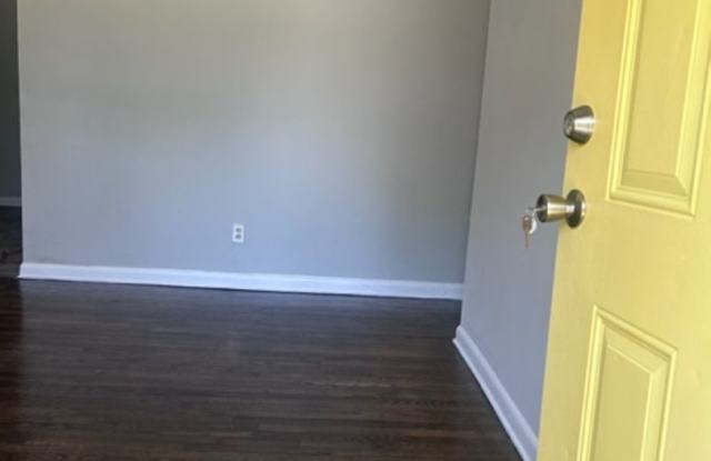 $500 off move in Special - 3 bedroom home Gallery 4