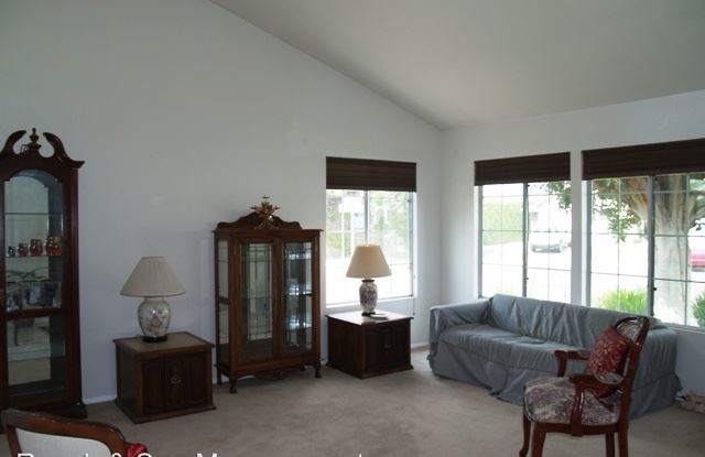 5172 VIA PORTOLA Gallery 3