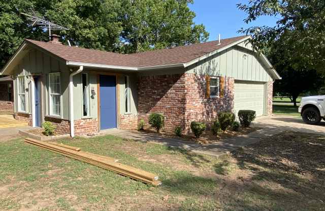 1420 Brannon Lane Gallery 2