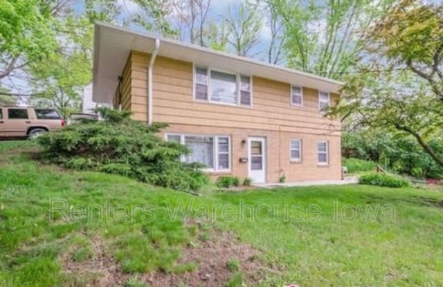 2305 26th St - 2305 26th Street, Des Moines, IA 50310