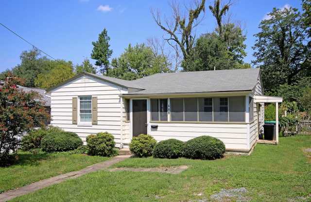 Updated One-Level Belmont Home Near IX Park photos photos