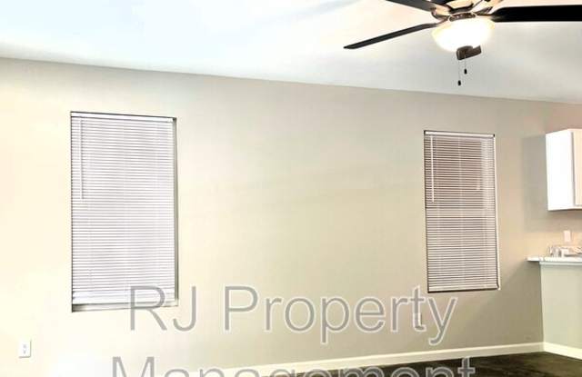 4423 Range Line Rd Gallery 4