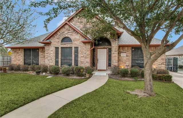 7420 Comis Drive - 7420 Comis Drive, North Richland Hills, TX 76182