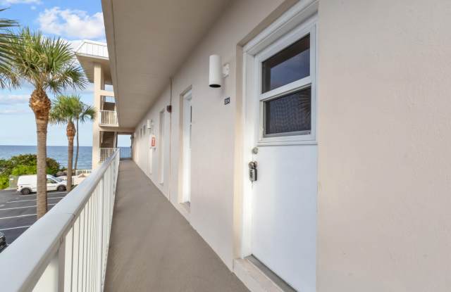 3851 N Ocean Boulevard photos photos
