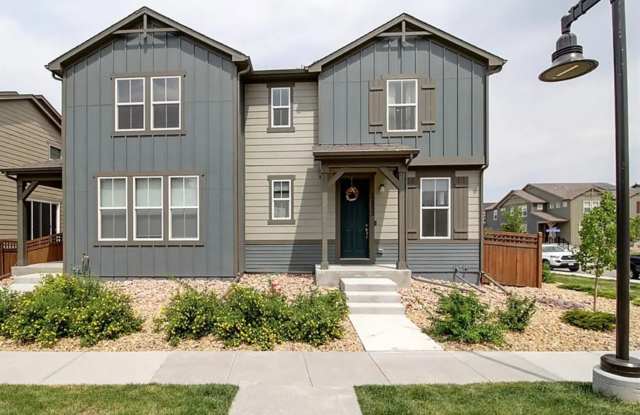 CORNER 3bd 2.5ba paired home in Trails Edge! - 15892 East Otero Avenue, Dove Valley, CO 80112