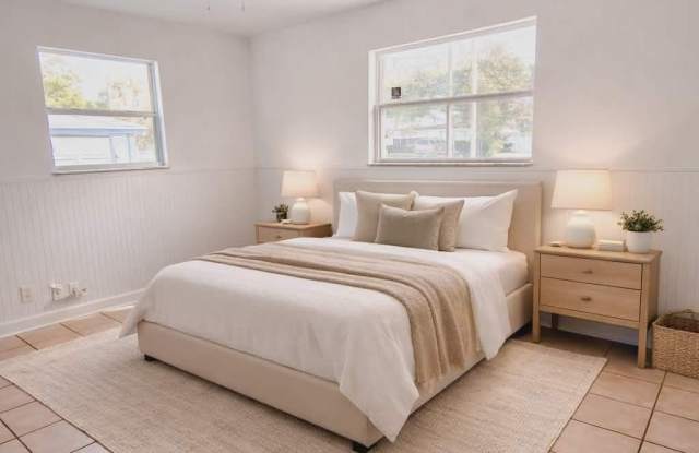 11749 SURFWOOD Avenue Gallery 4