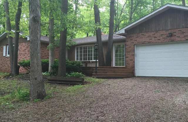 6425 John Drive Gallery 2